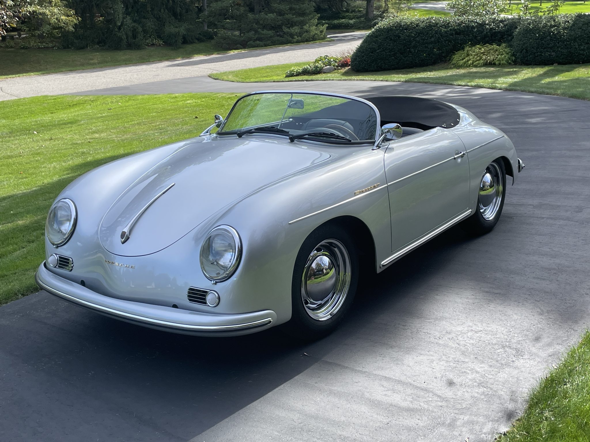 Porsche 356 Speedster Replica by Vintage Speedsters