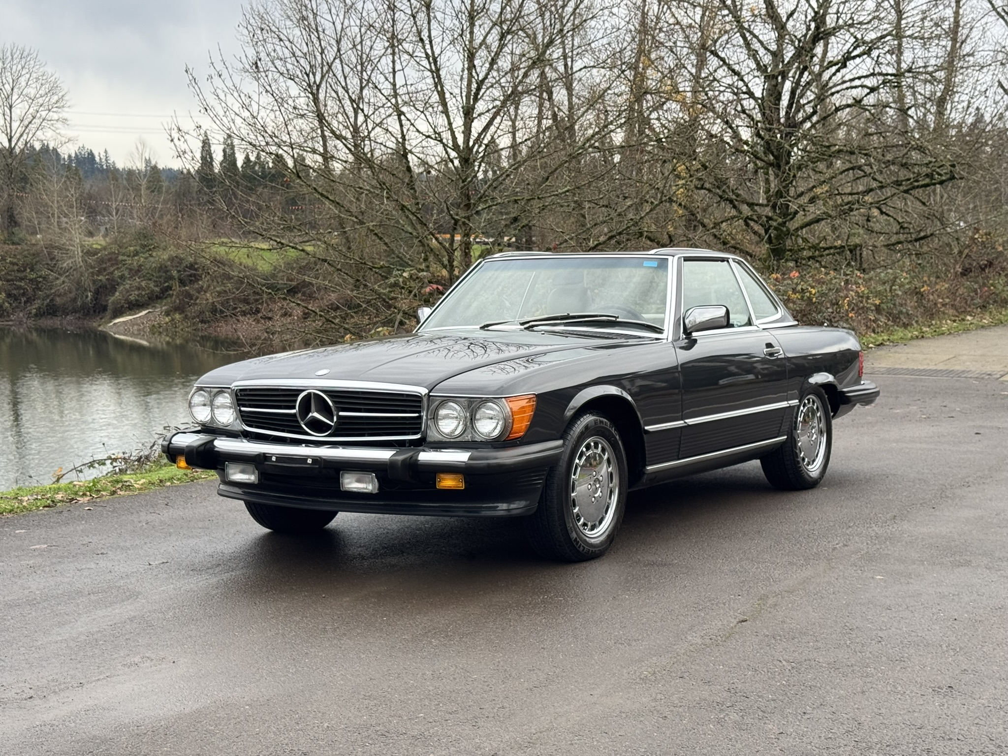 1988 Mercedes-Benz R107 SL 