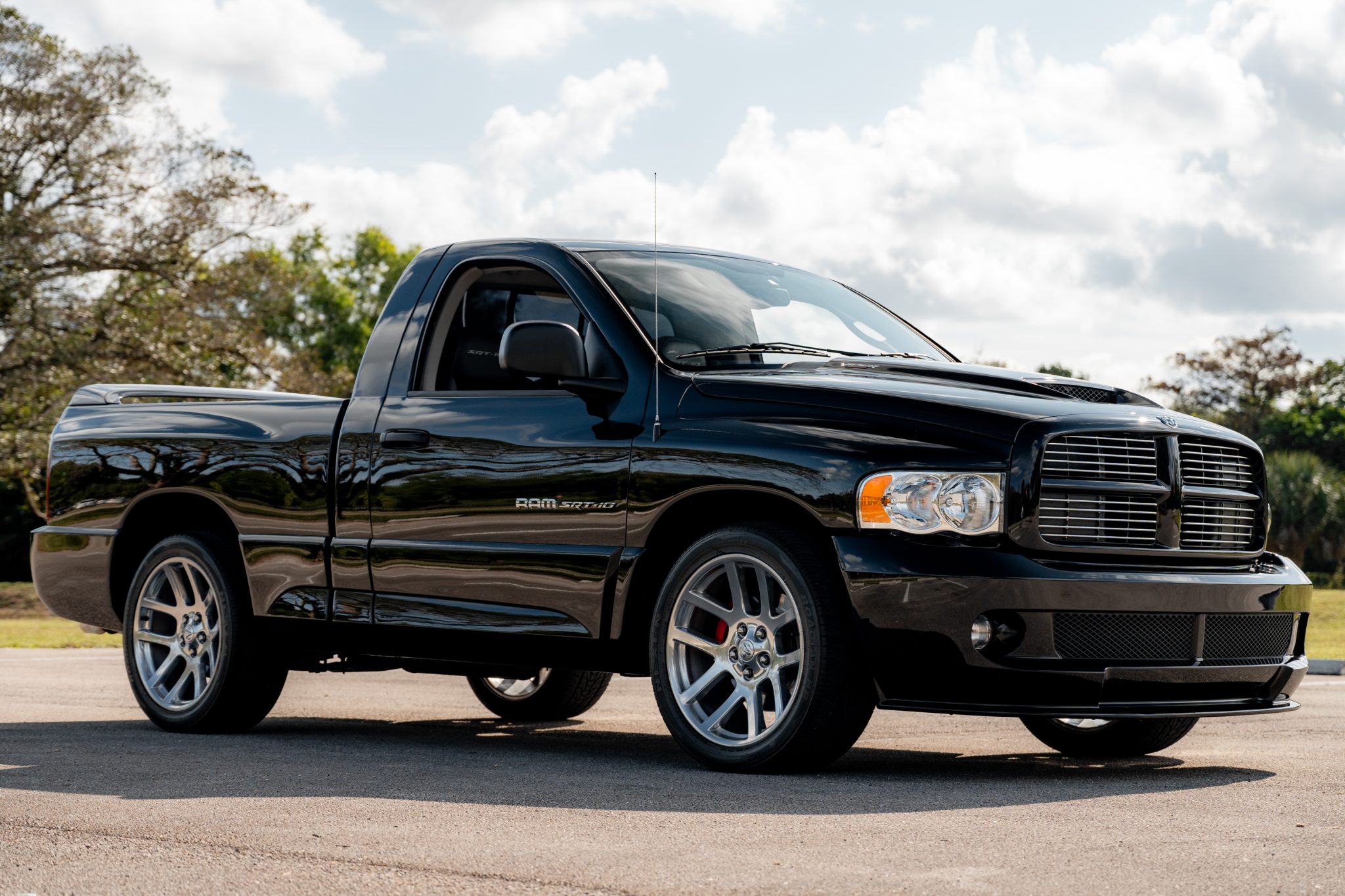2004 Dodge Ram SRT-10 Pickup 