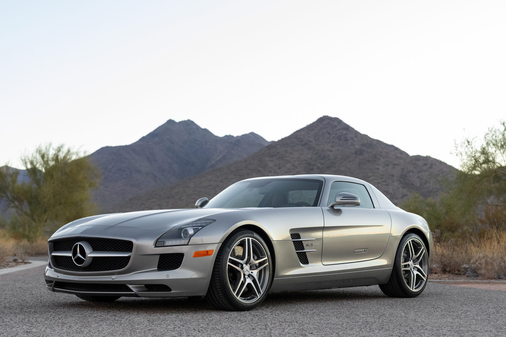 2011 Mercedes-Benz SLS AMG 