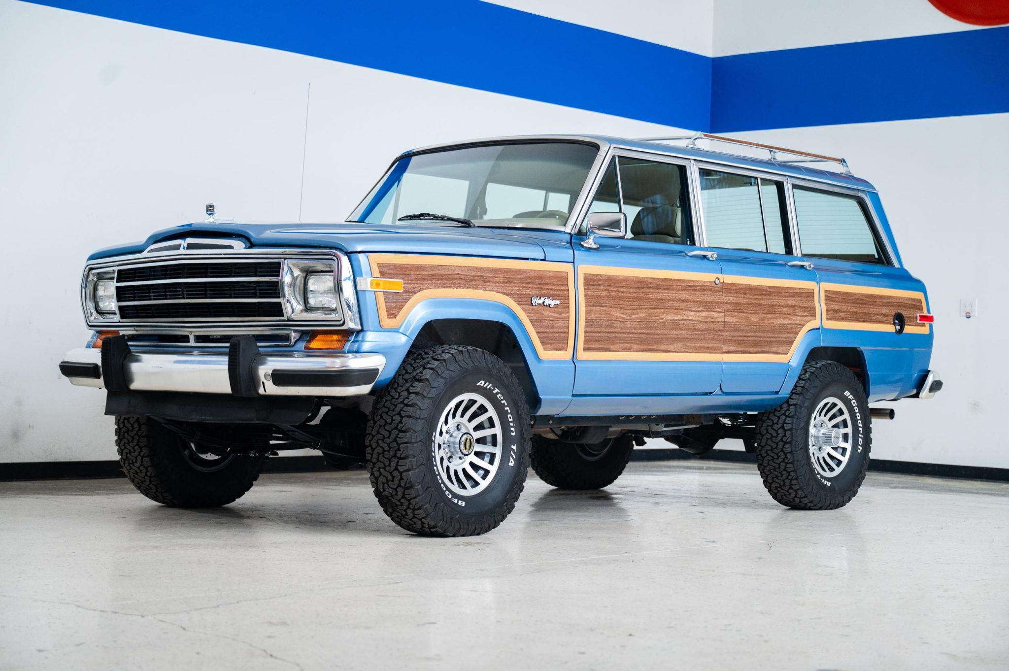 1991 Jeep SJ Grand Wagoneer 