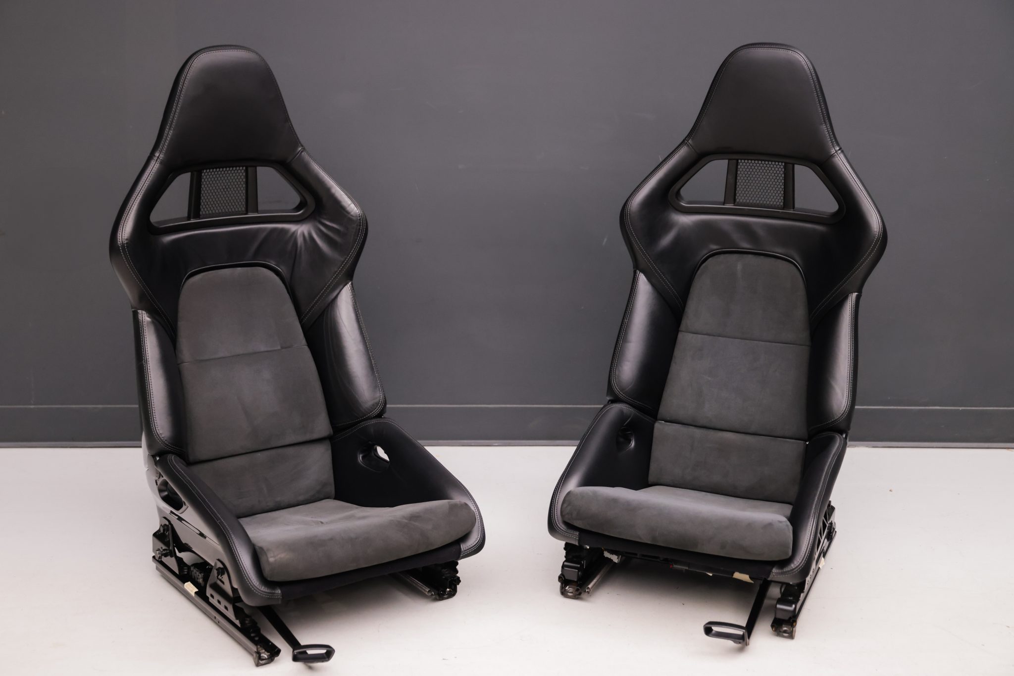 Porsche 997 Sport Bucket Seats