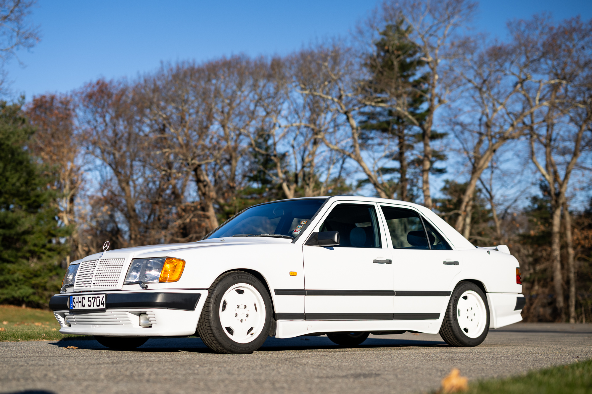 1986 Mercedes-Benz W124 E-Class 