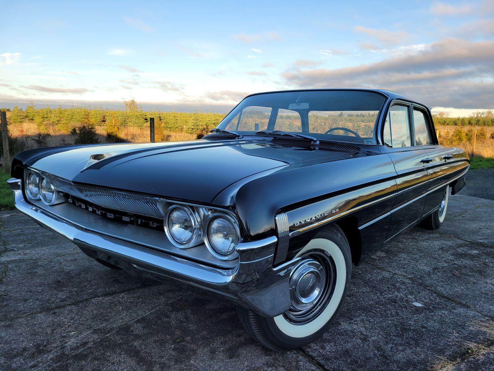 1961 Oldsmobile 88 