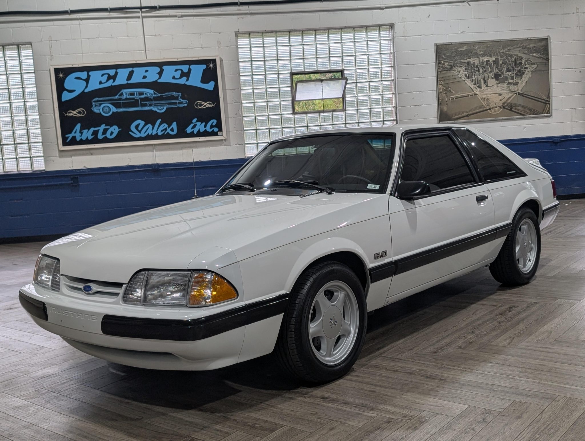1989 Ford Fox-Body Mustang 