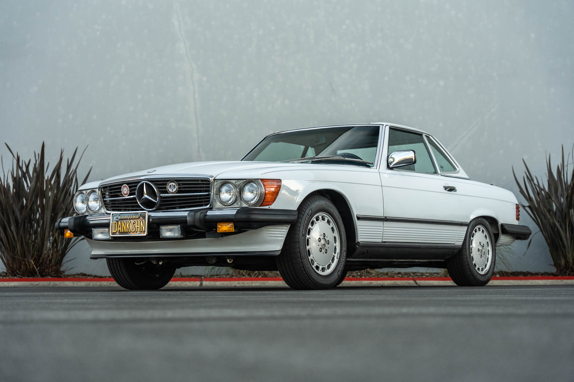 1989 Mercedes-Benz R107 SL 
