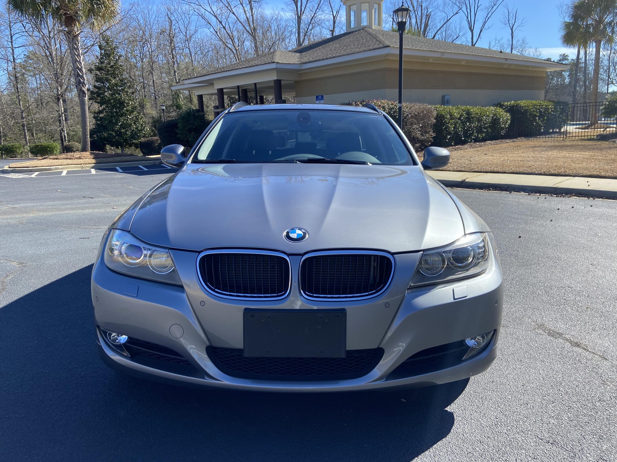 2011 BMW E91 3-Series Touring 