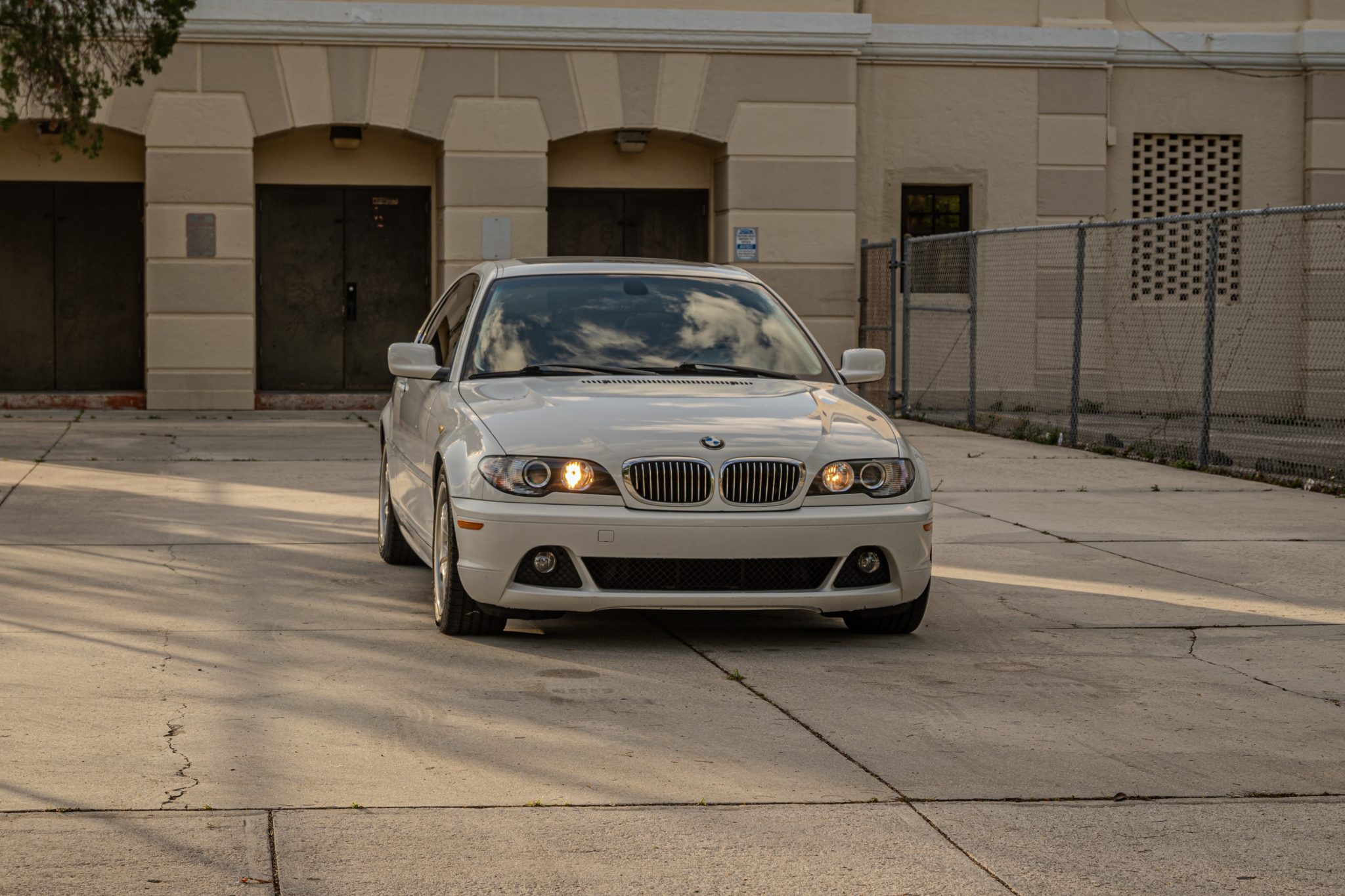 2004 BMW E46 3-Series Coupe 