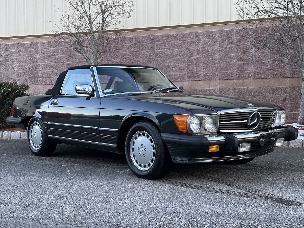 1988 Mercedes-Benz R107 SL 