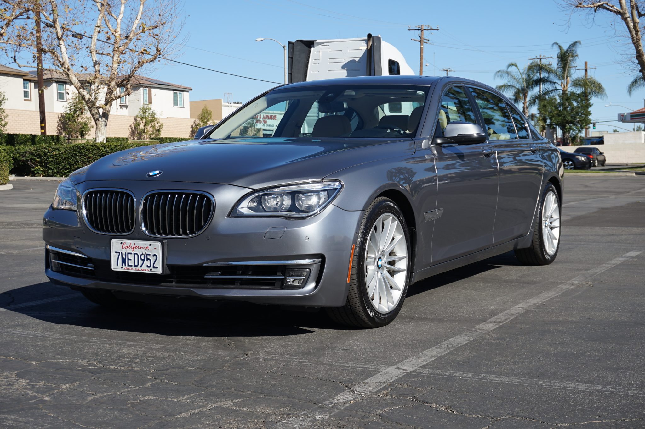 2015 BMW F01/F02 7-Series 