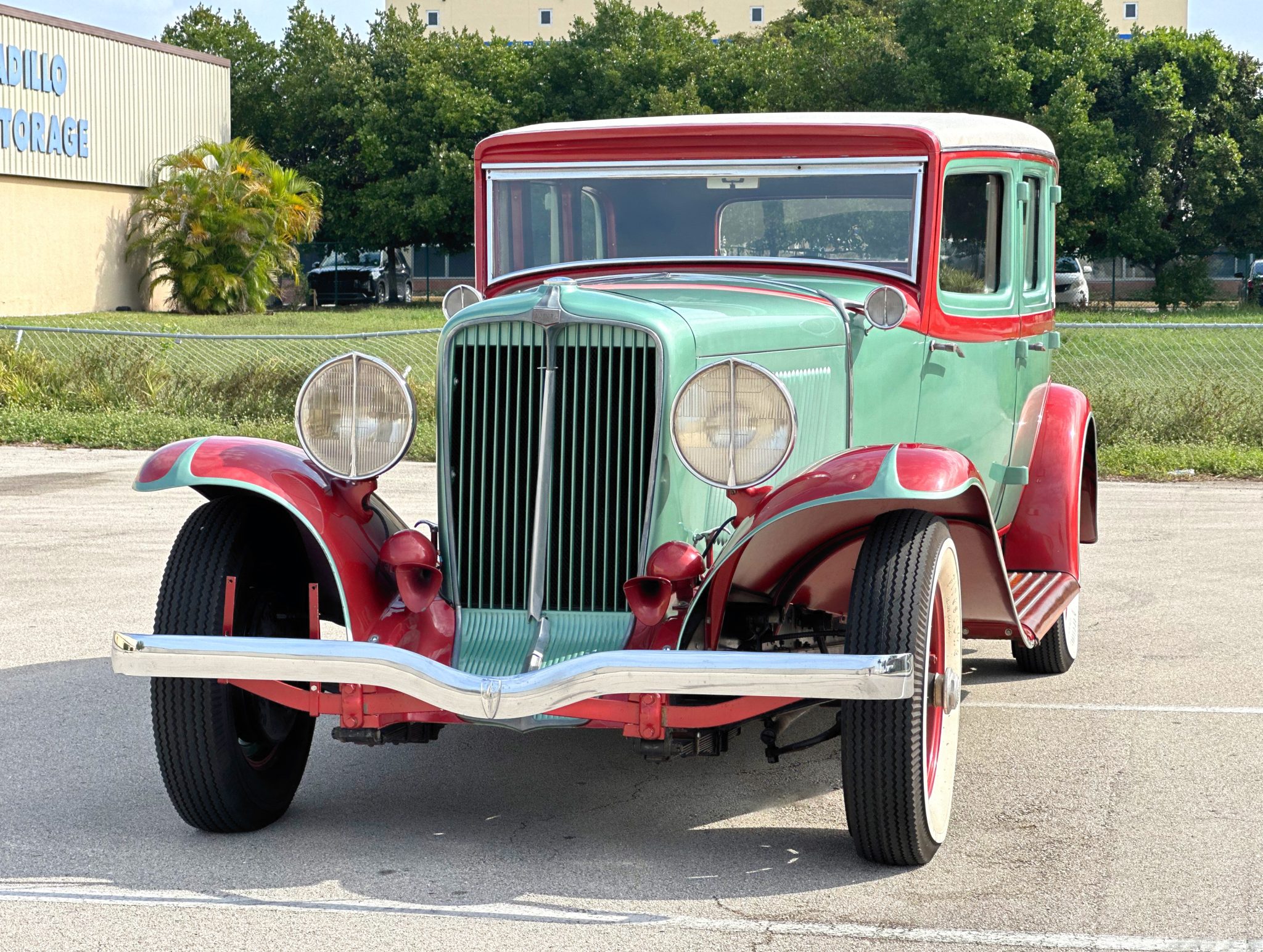 1932 Auburn Model 8-100 Sedan 