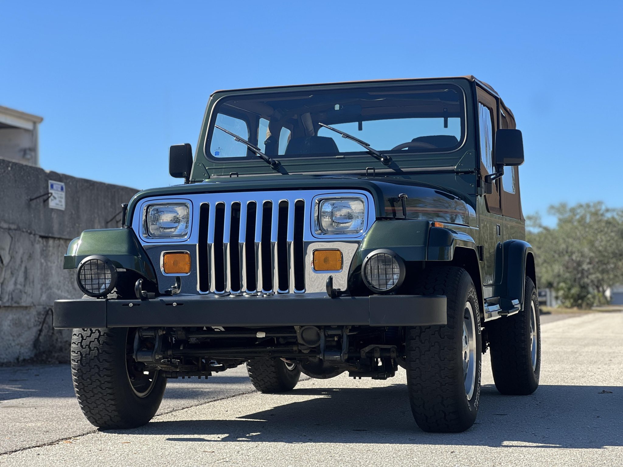 1995 Jeep Wrangler YJ (1987-1995) 