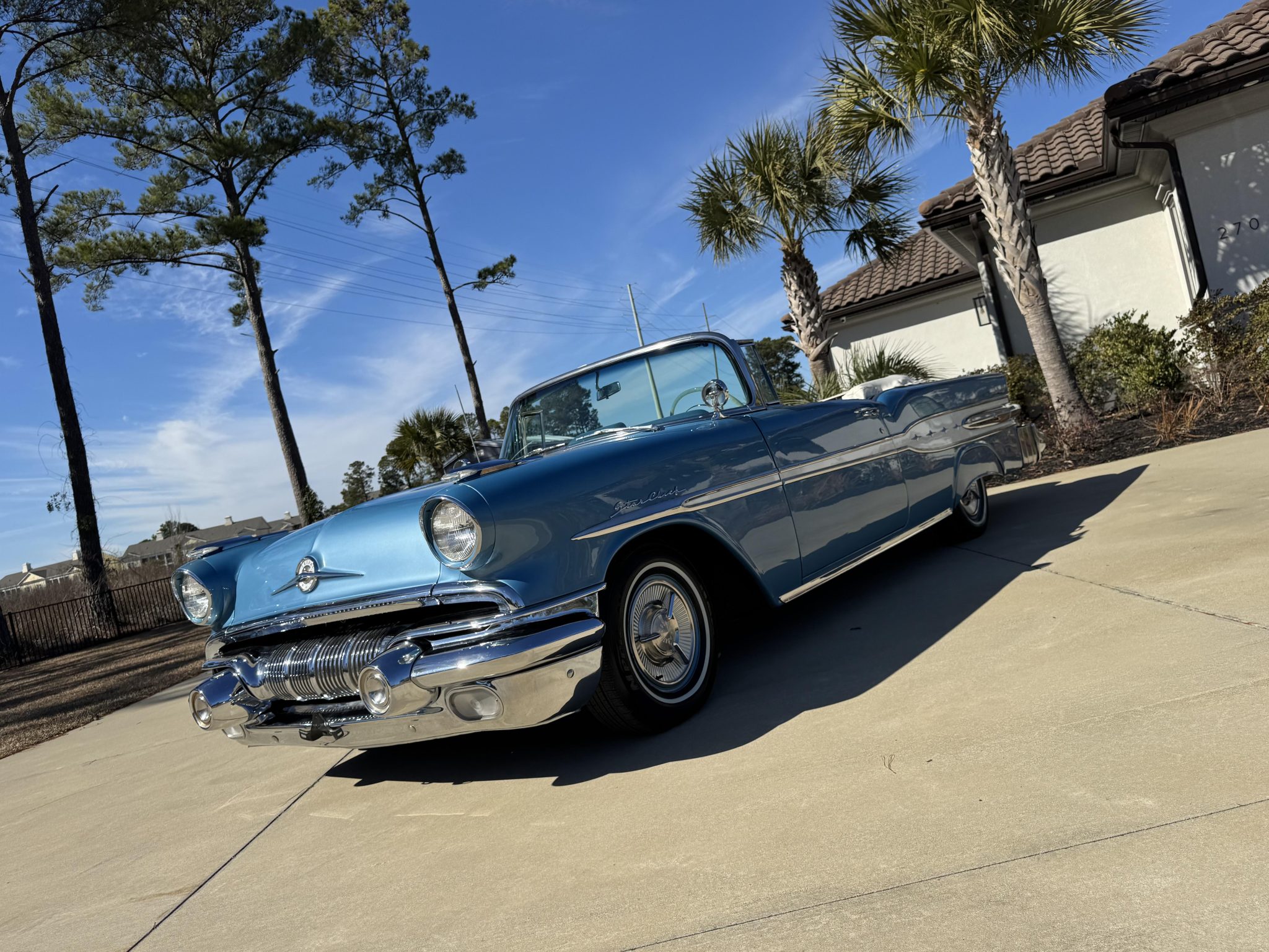 1957 Pontiac Star Chief 