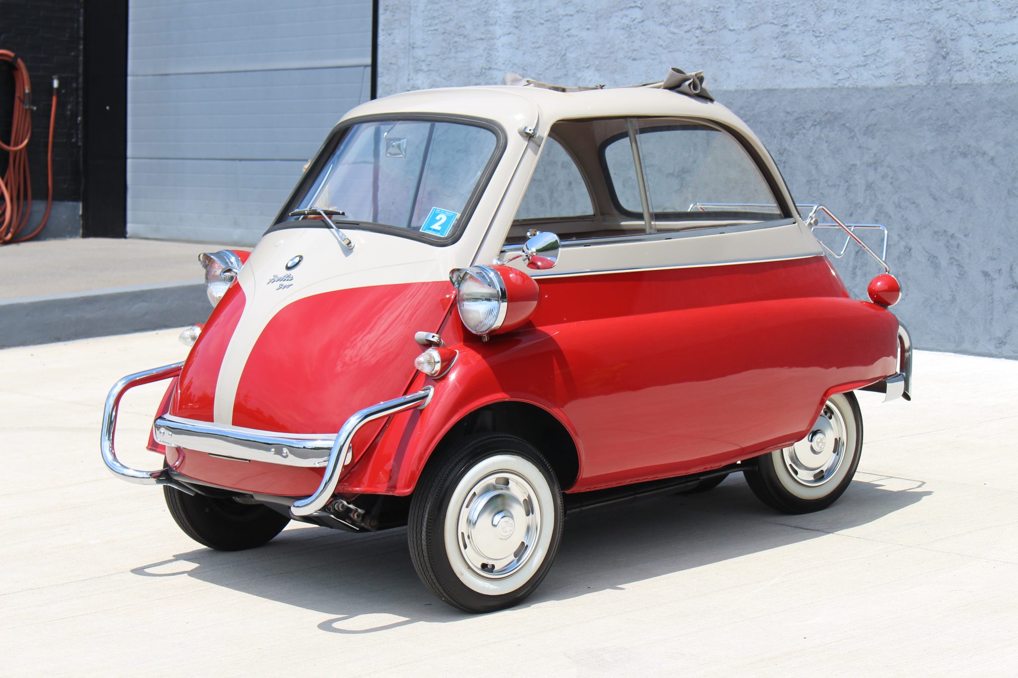 1957 BMW Isetta 
