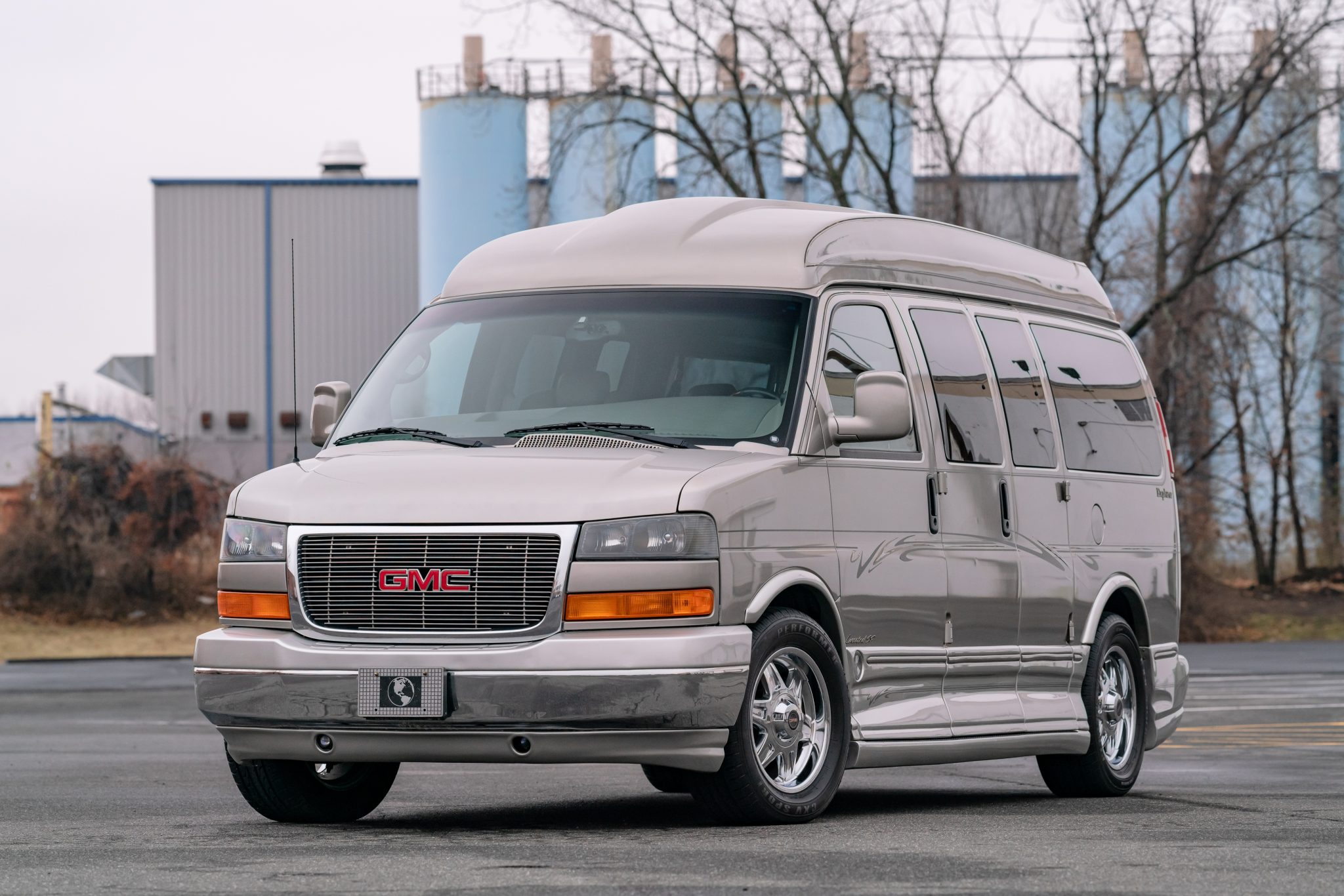 2004 GMC Van 