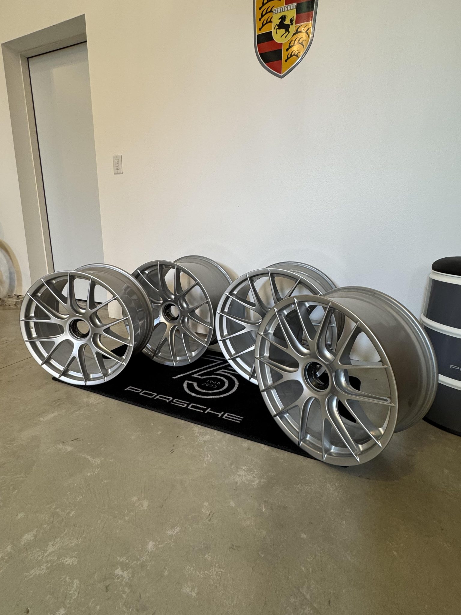 2021 Parts and Automobilia – Wheels: Porsche 