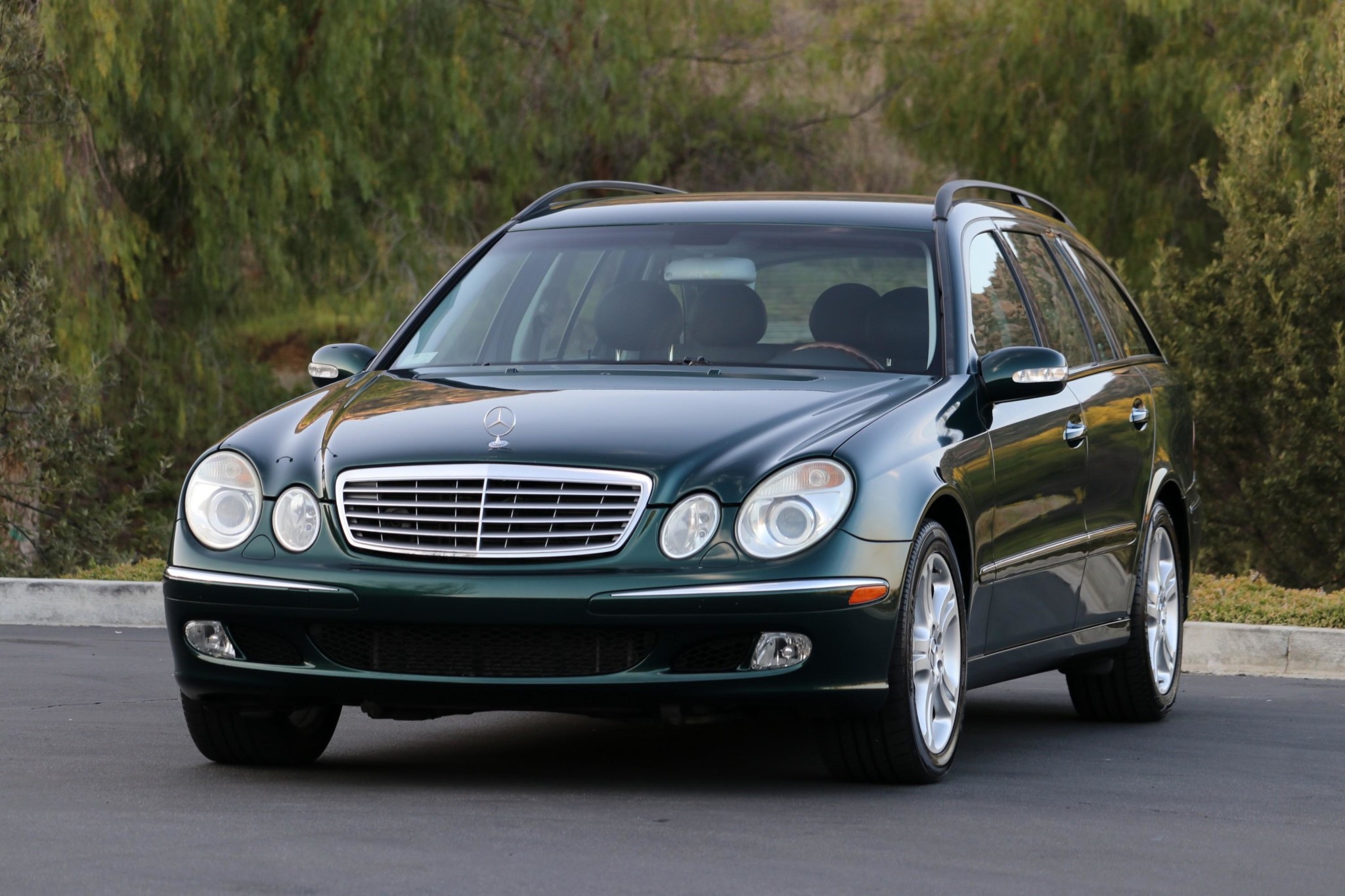 2004 Mercedes-Benz W211 E-Class 