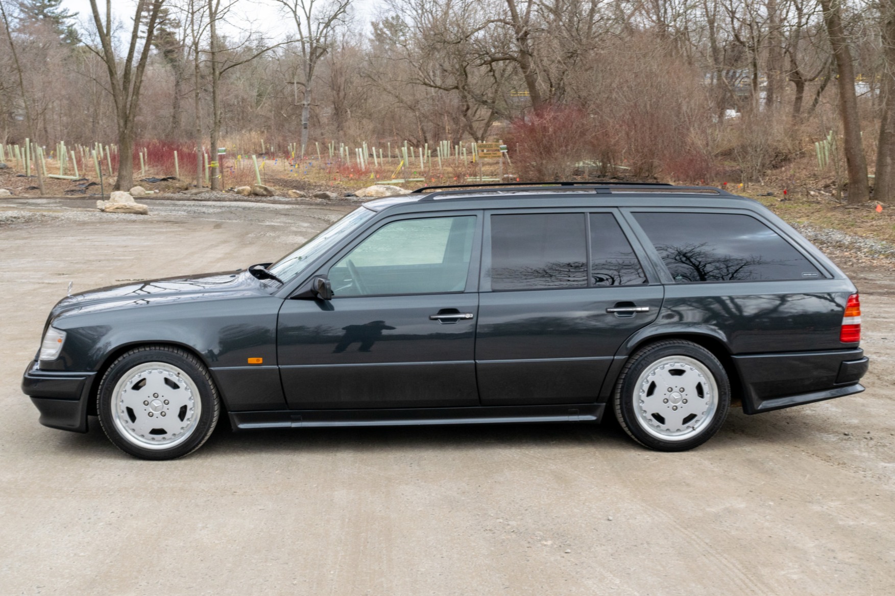 1995 Mercedes-Benz W124 E-Class 