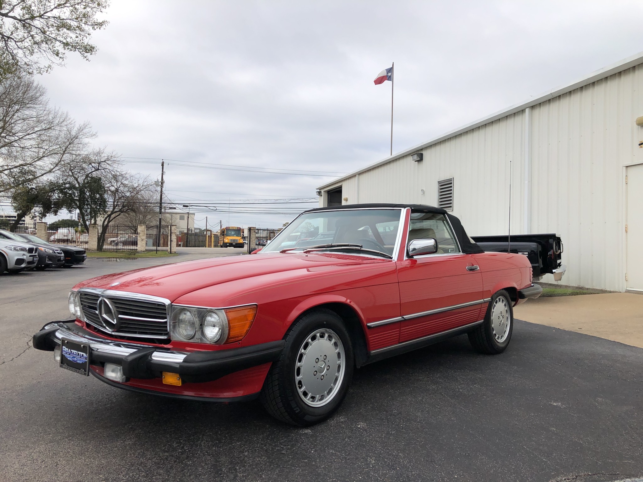 1989 Mercedes-Benz R107 SL 