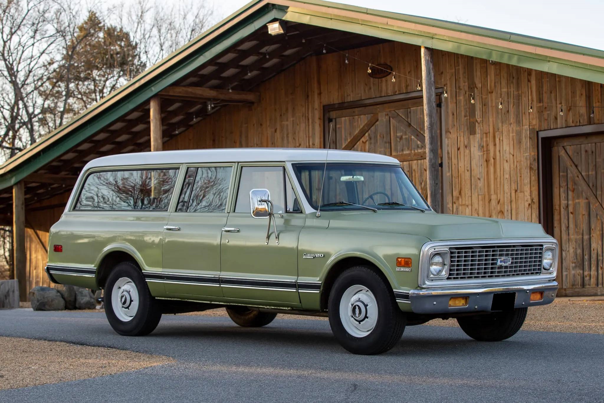 1971 Chevrolet Suburban (1967-1972) 