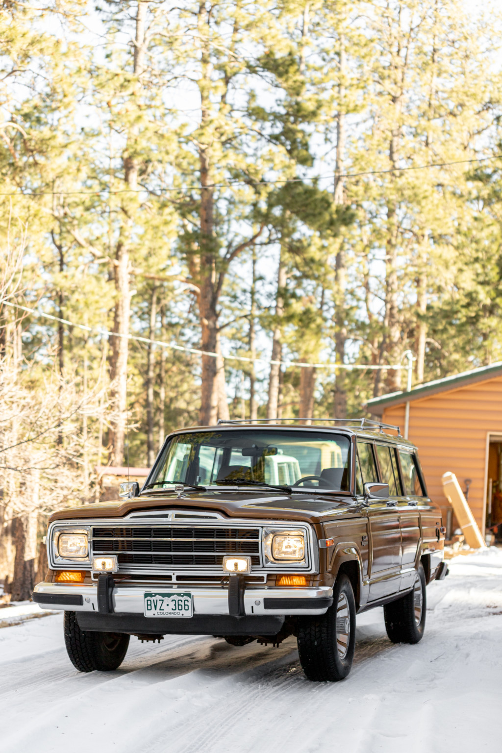 1986 Jeep SJ Grand Wagoneer 