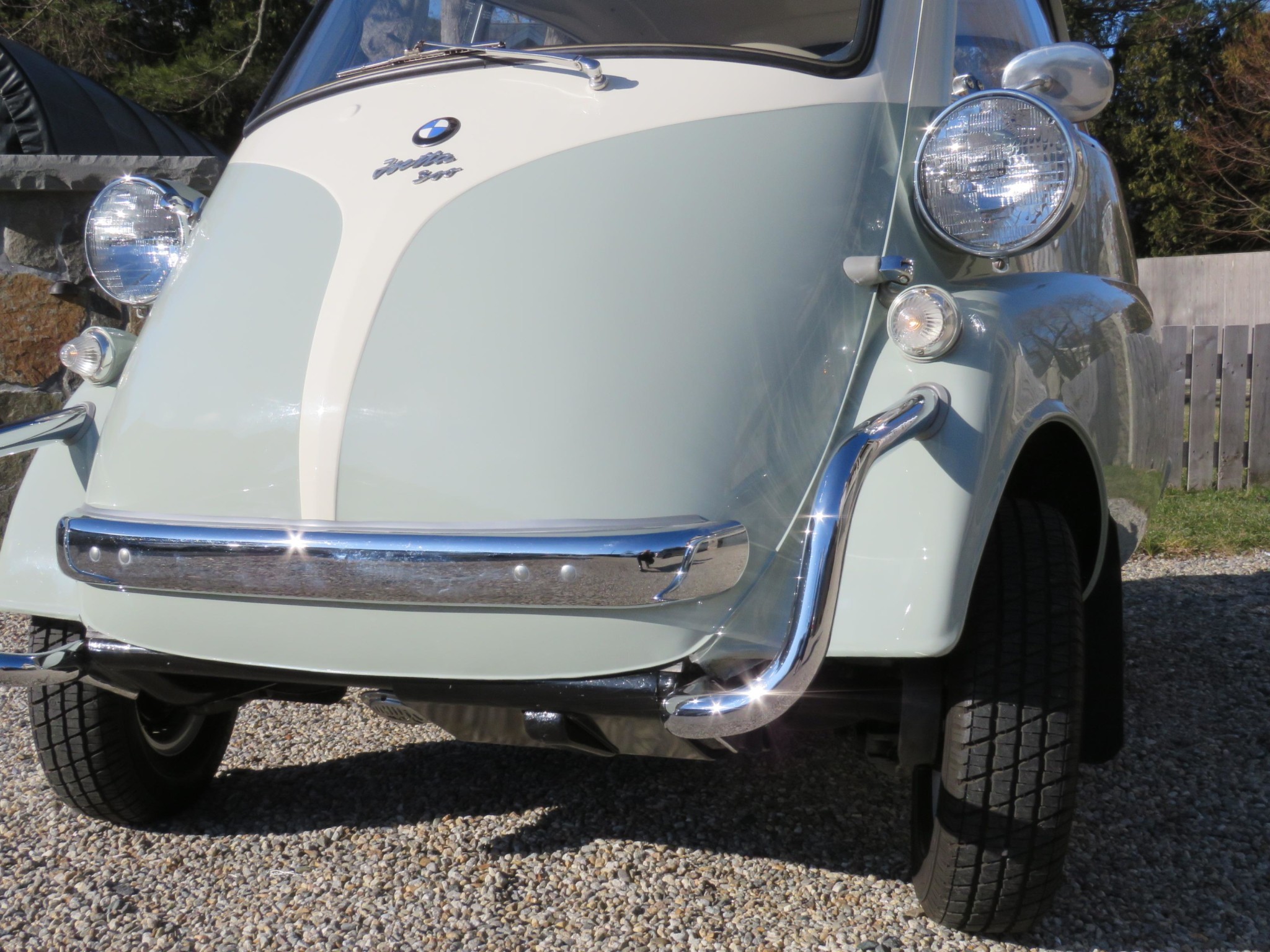 1957 BMW Isetta 