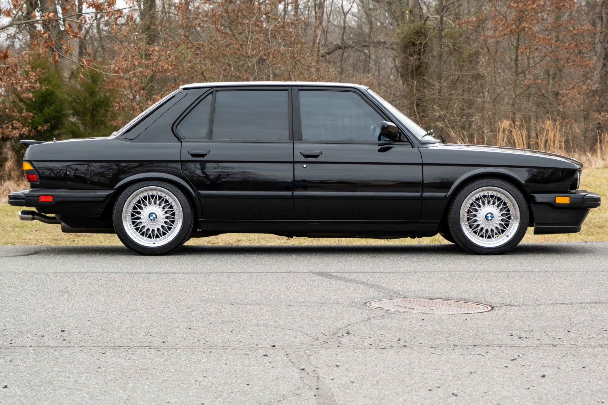 1988 BMW E28 M5 