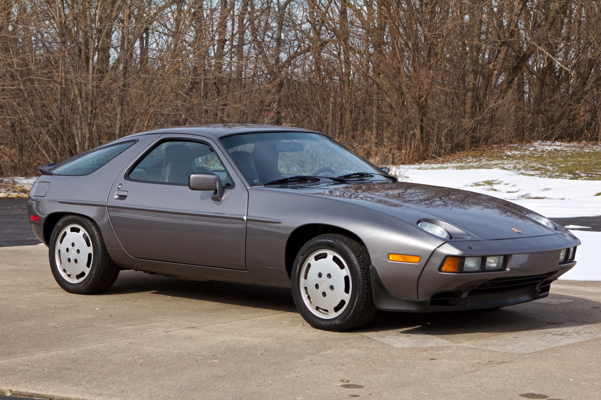 1986 Porsche 928 