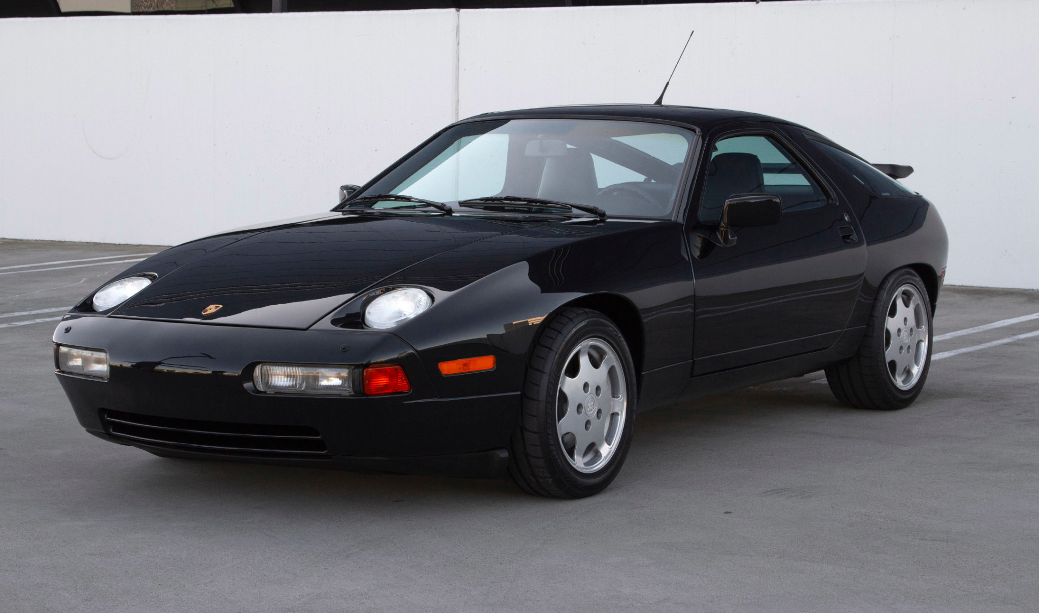 1989 Porsche 928 