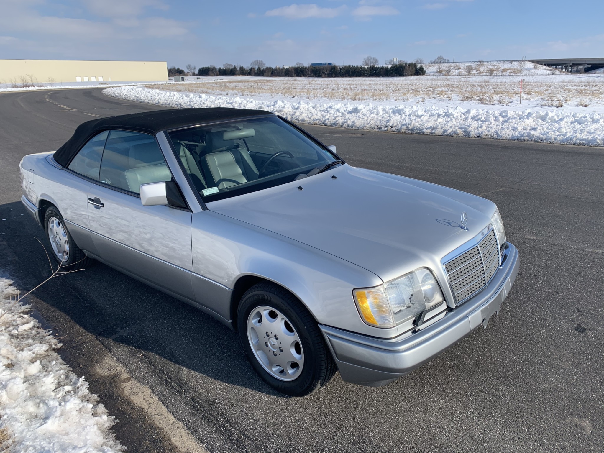 1995 Mercedes-Benz W124 E-Class 