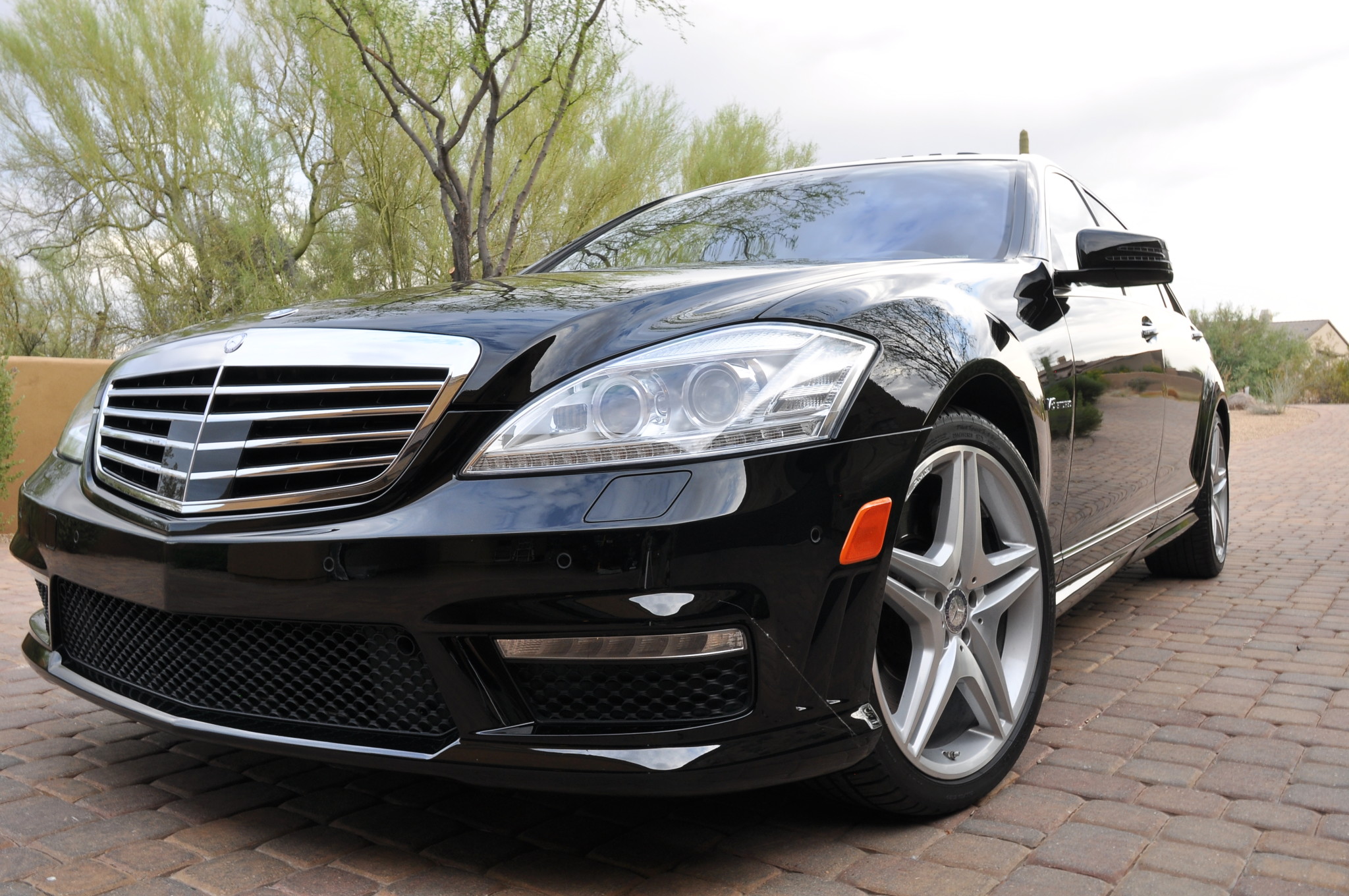 2012 Mercedes-Benz W221 S-Class 