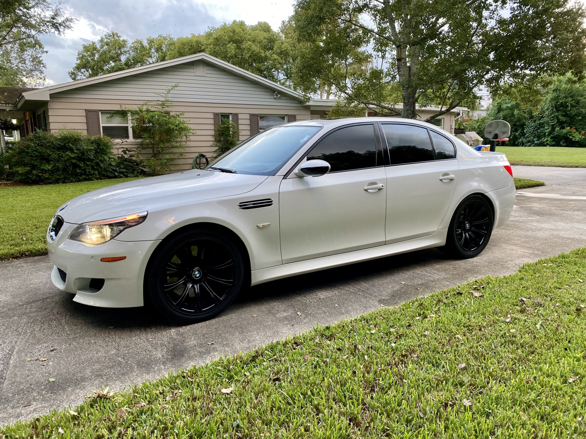 2008 BMW E60 M5 