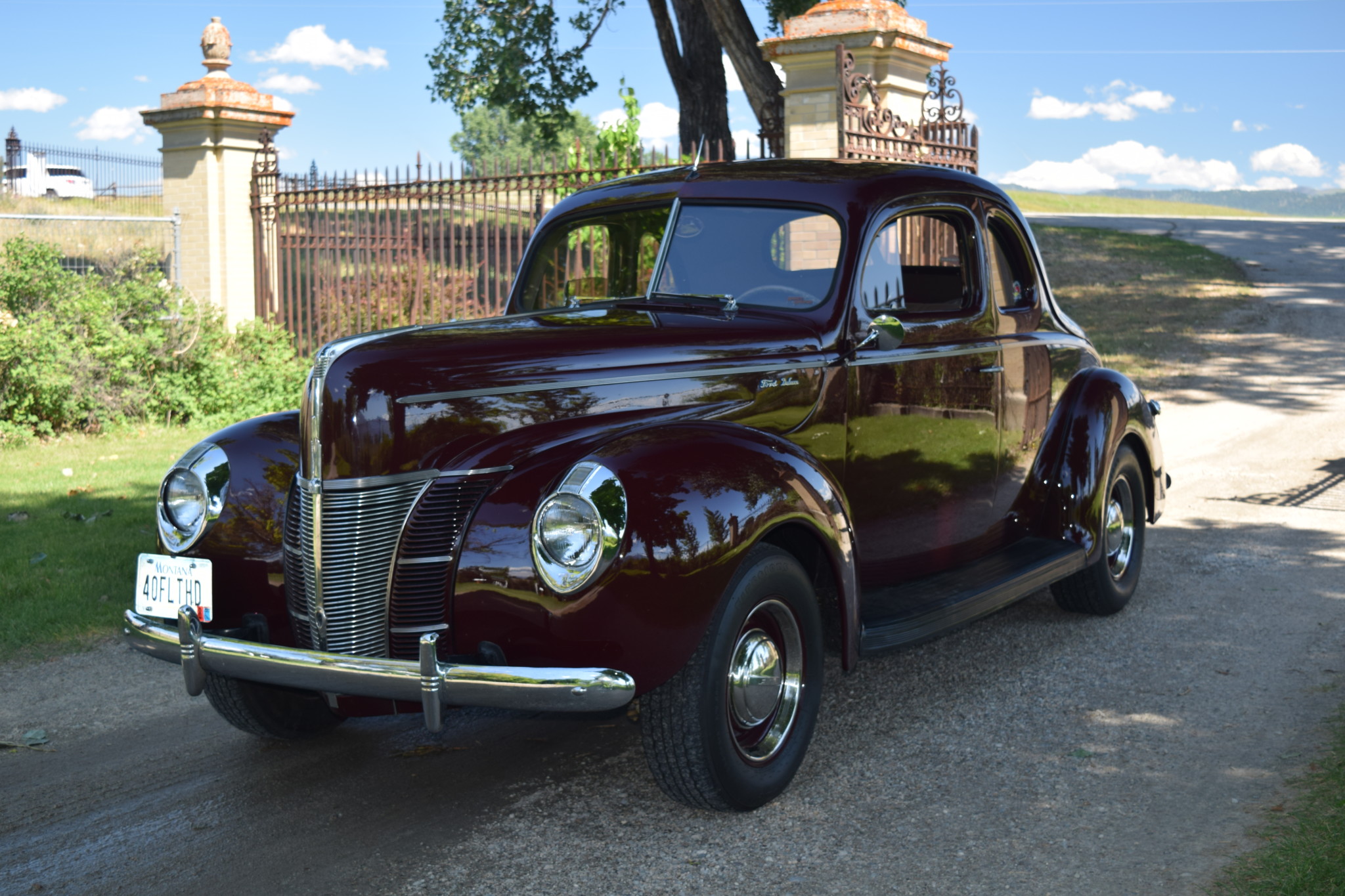 1940 Ford Standard, Deluxe, & Super Deluxe 