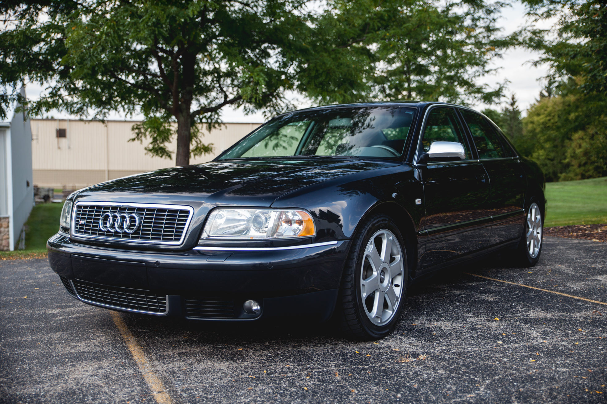 2001 Audi S8 