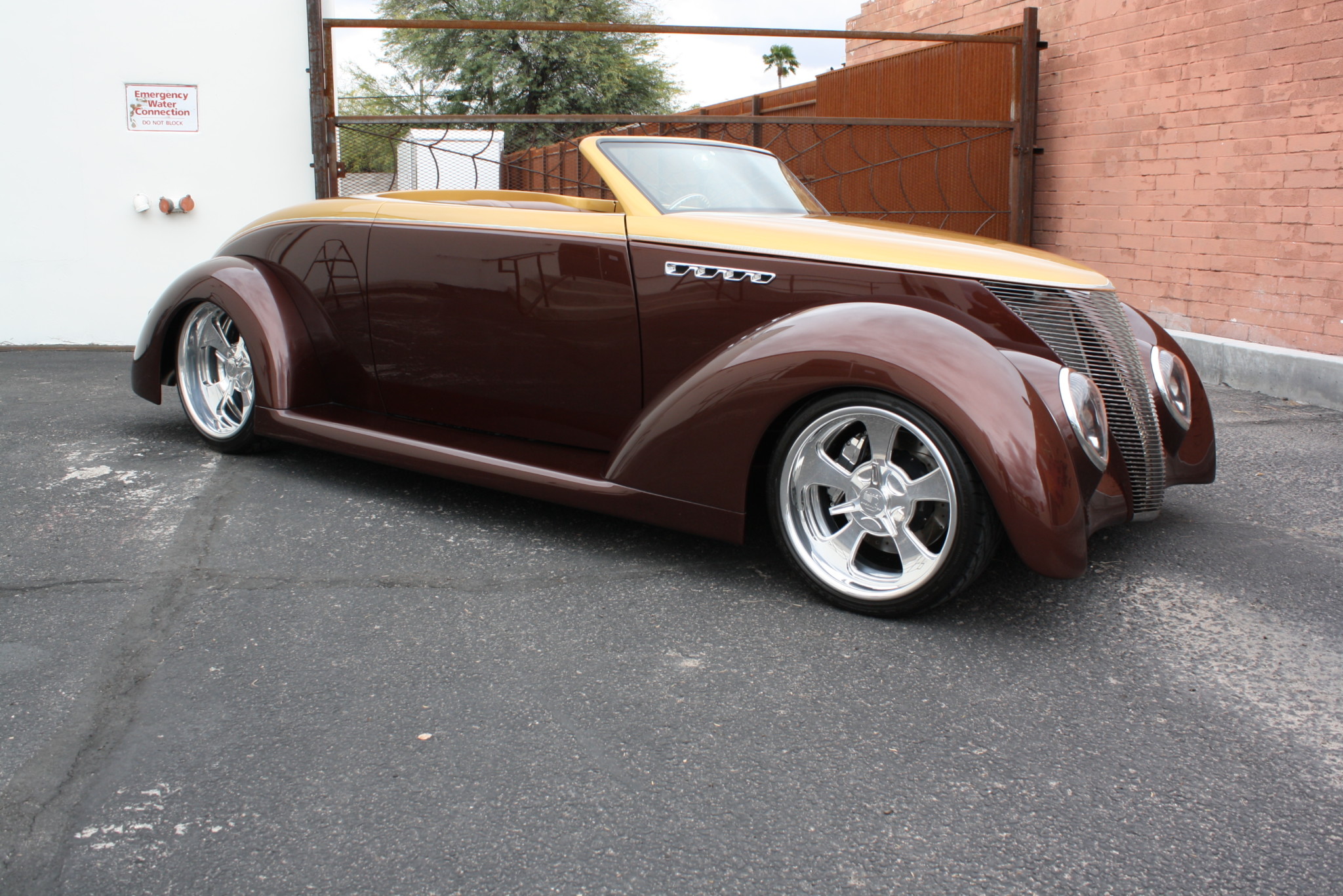 1937 Ford Hot Rod 