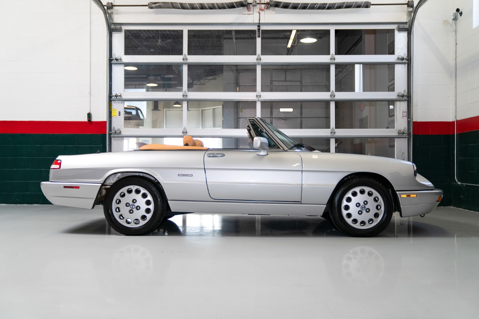 1991 Alfa Romeo 105/115 Spider Series 4 