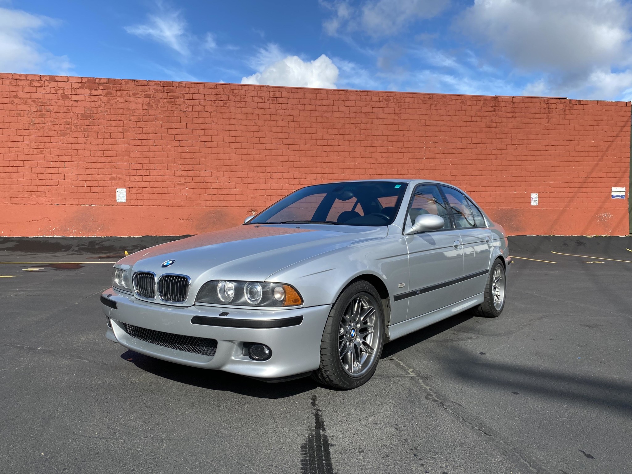 2001 BMW E39 M5 