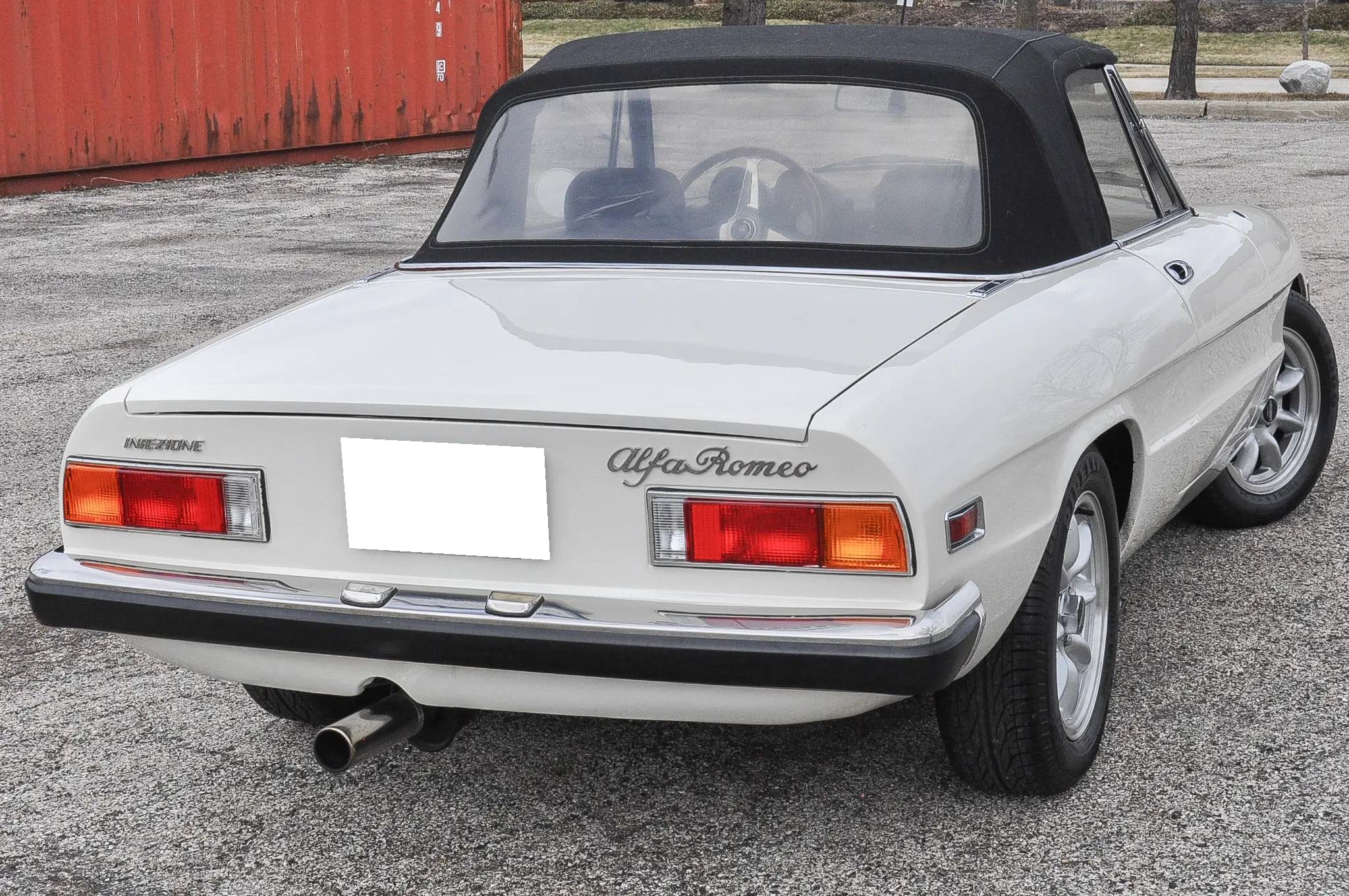 1971 Alfa Romeo 105/115 Spider Series 2