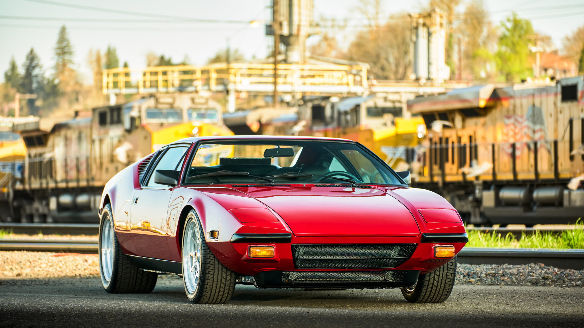 1974 DeTomaso Pantera 