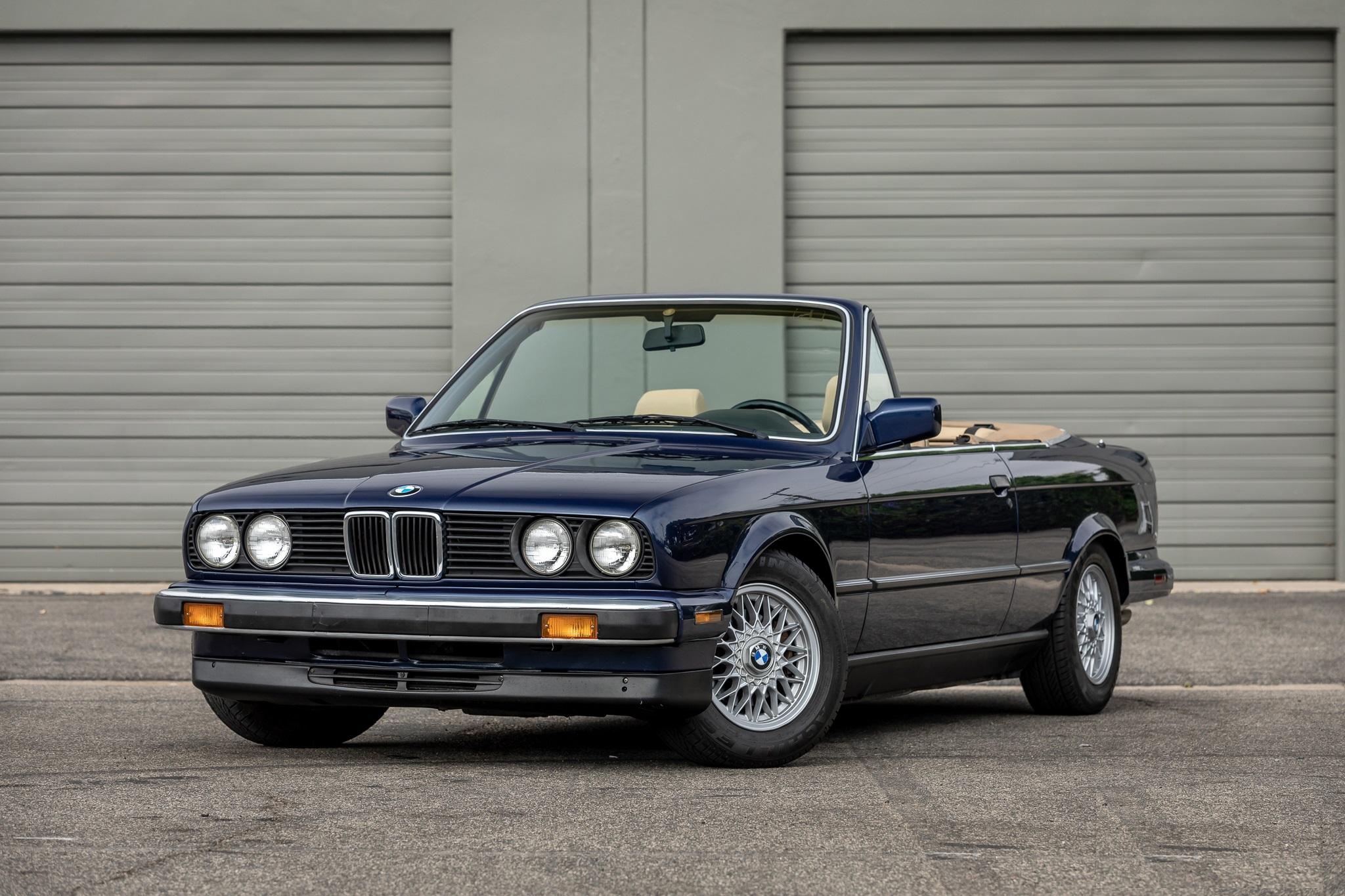 1987 BMW E30 3-Series Convertible 