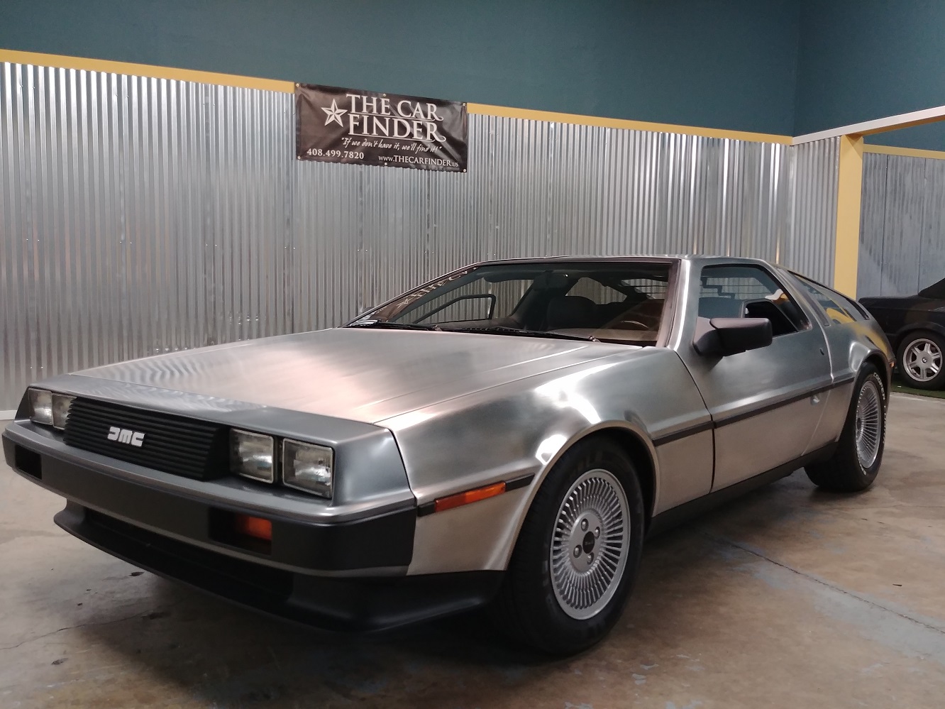 1981 DeLorean DMC-12 