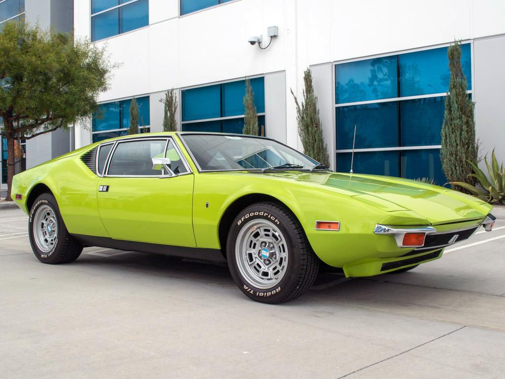 1972 DeTomaso Pantera 
