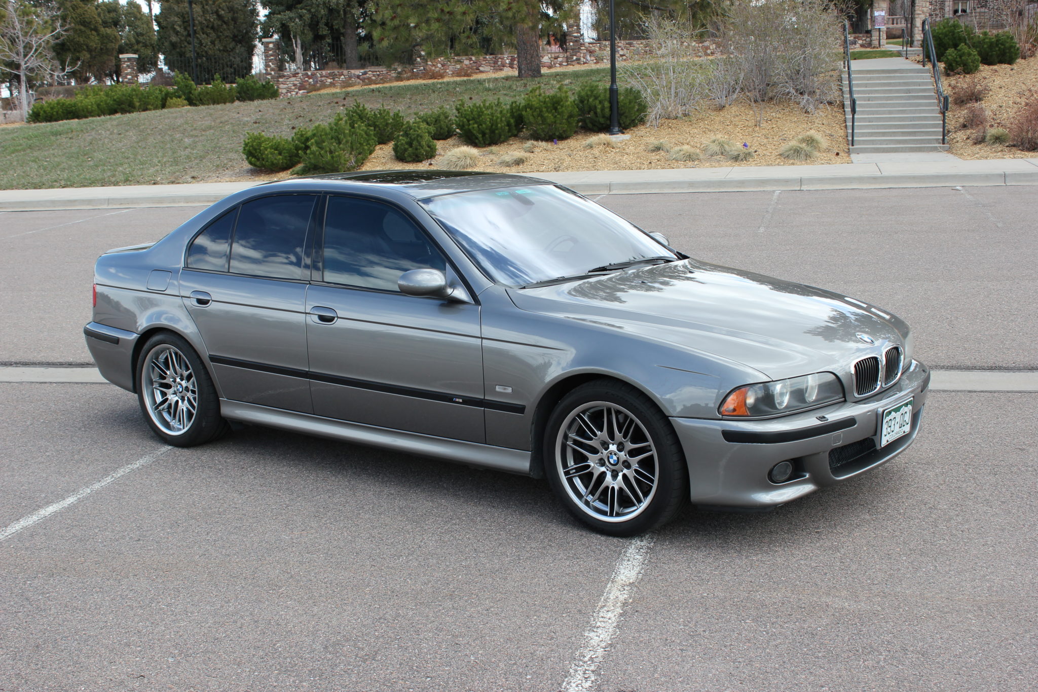 2002 BMW E39 M5 