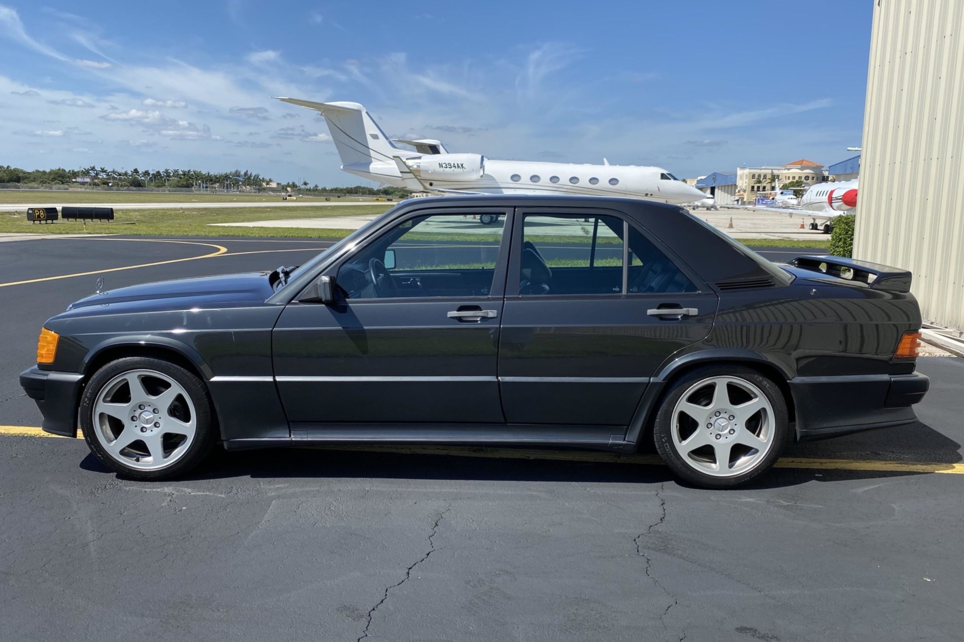 1985 Mercedes-Benz 190E 2.3-16 & 2.5-16 