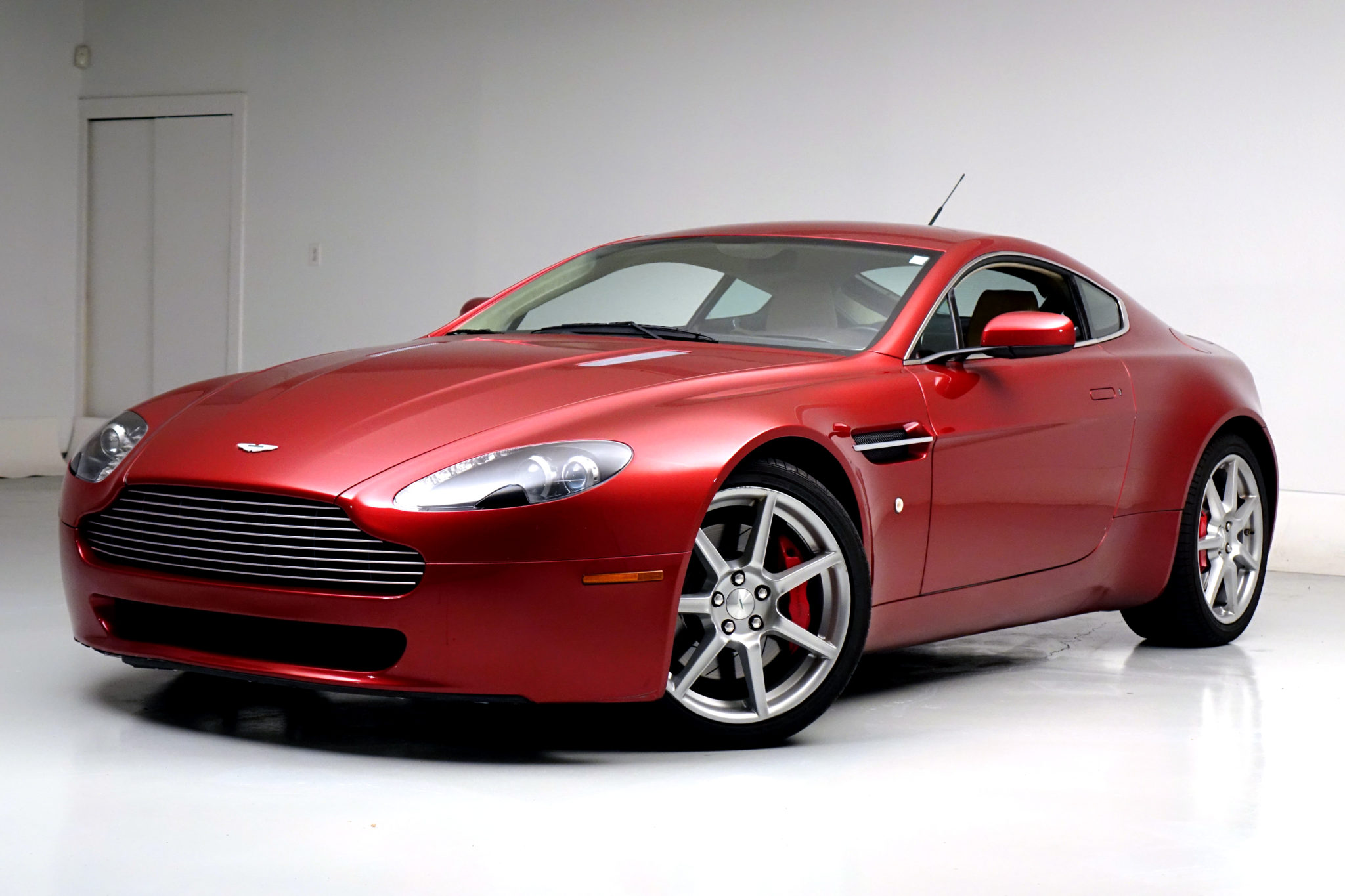 2007 Aston Martin V8 Vantage (2006+) 