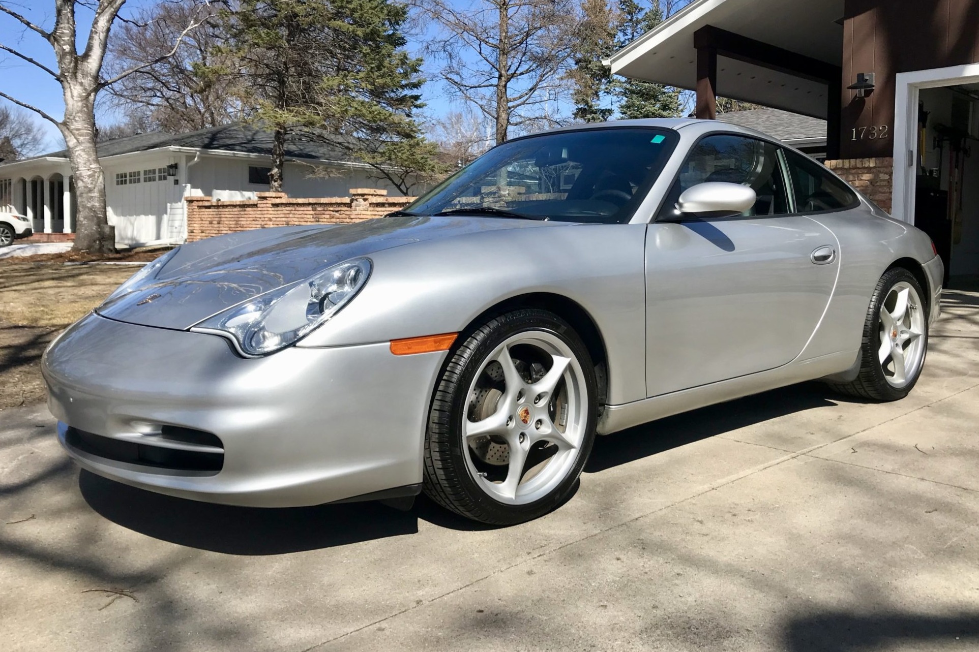 2004 Porsche 996 911 (Non-Turbo/GT2/GT3) 