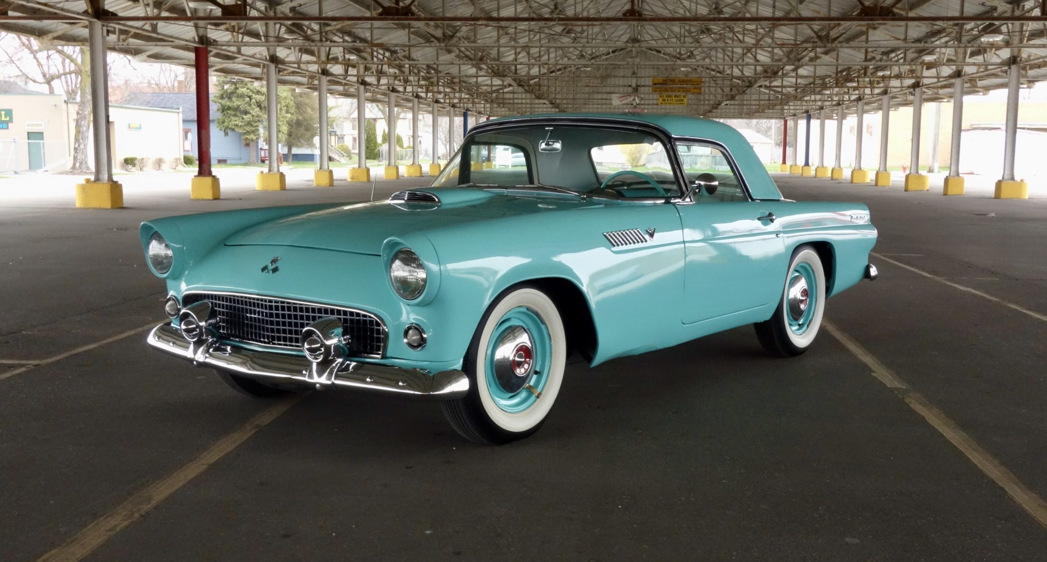 1955 Ford Thunderbird (1955-1957) 
