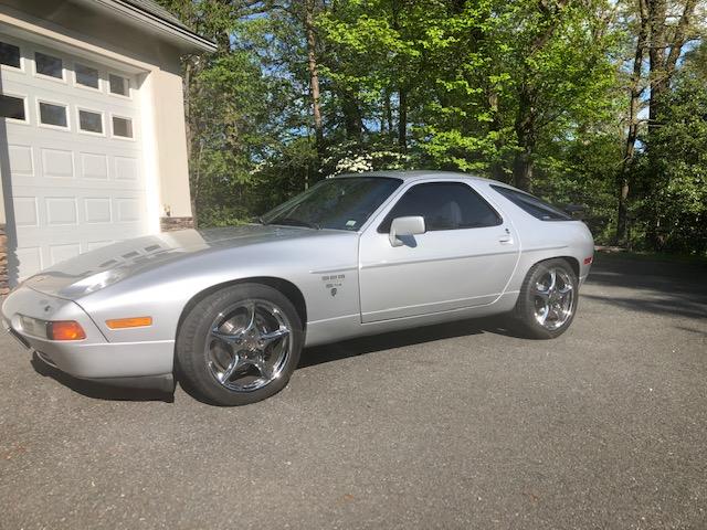 1988 Porsche 928 