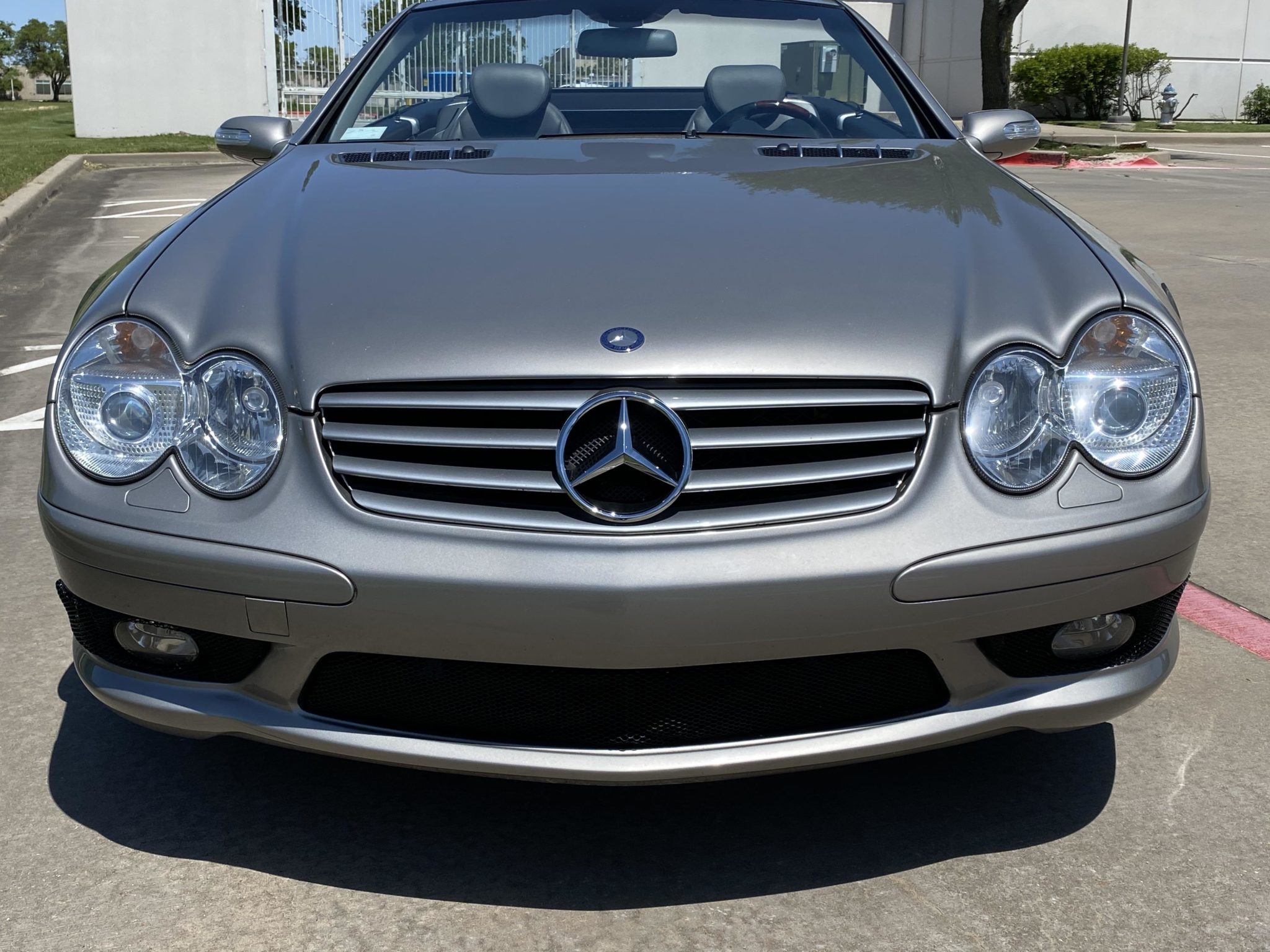 2004 Mercedes-Benz R230 SL 