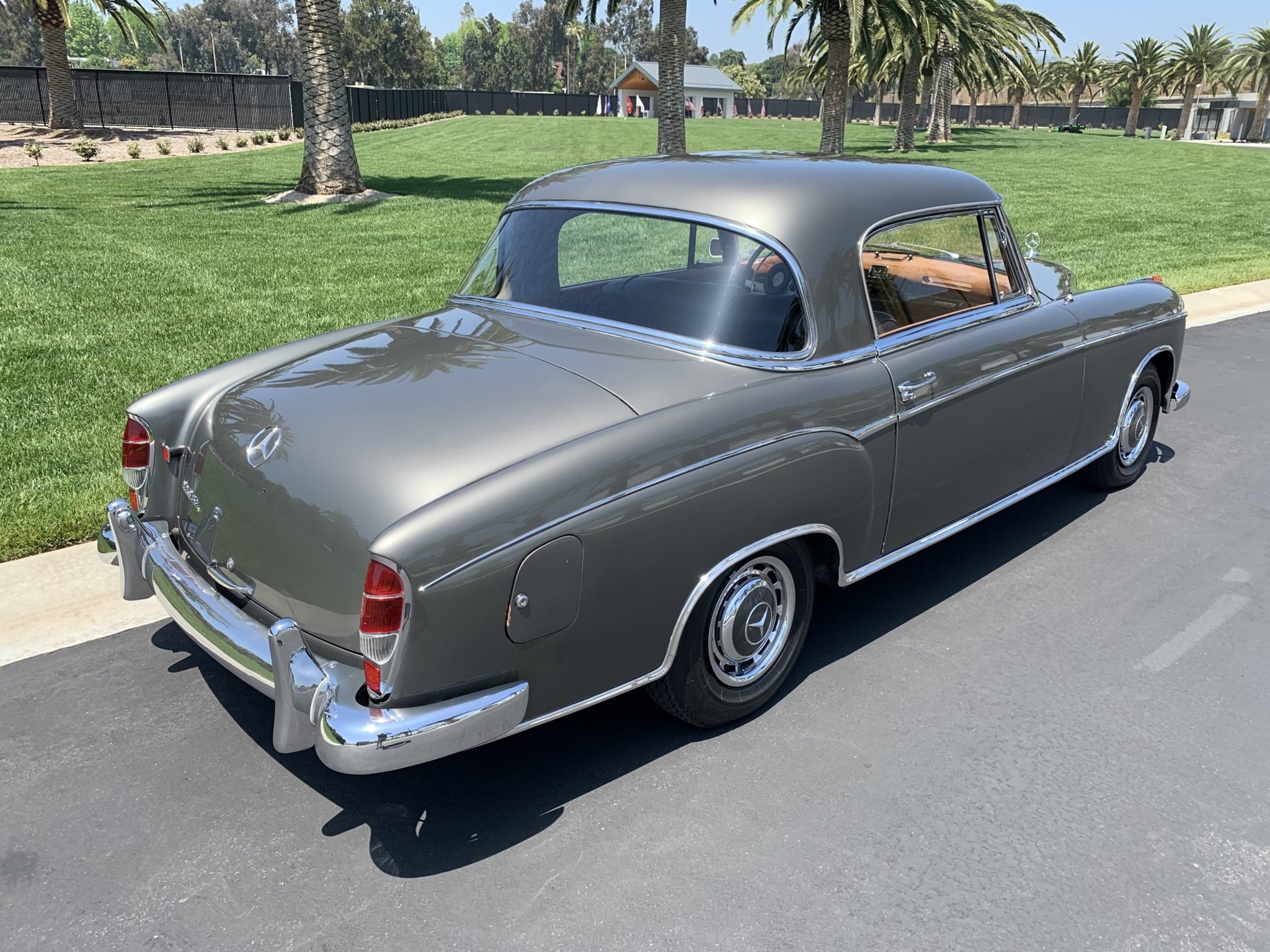 1960 Mercedes-Benz Ponton 